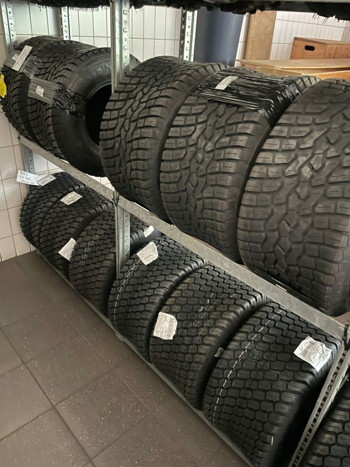 Sonstiges Traktorzubehör des Typs Sonstige Carlisle Titan BKT gazon industrie landbouwbanden, Neumaschine in Goor (Bild 3)