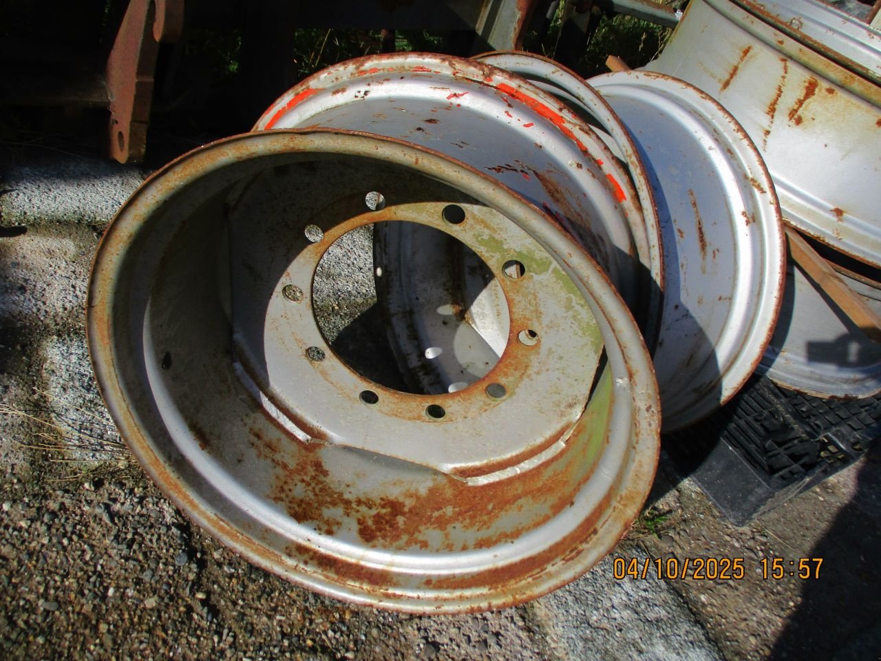 Sonstiges Traktorzubehör типа Sonstige deutz fendt case 24 inc velgen, Gebrauchtmaschine в Oirschot (Фотография 10)