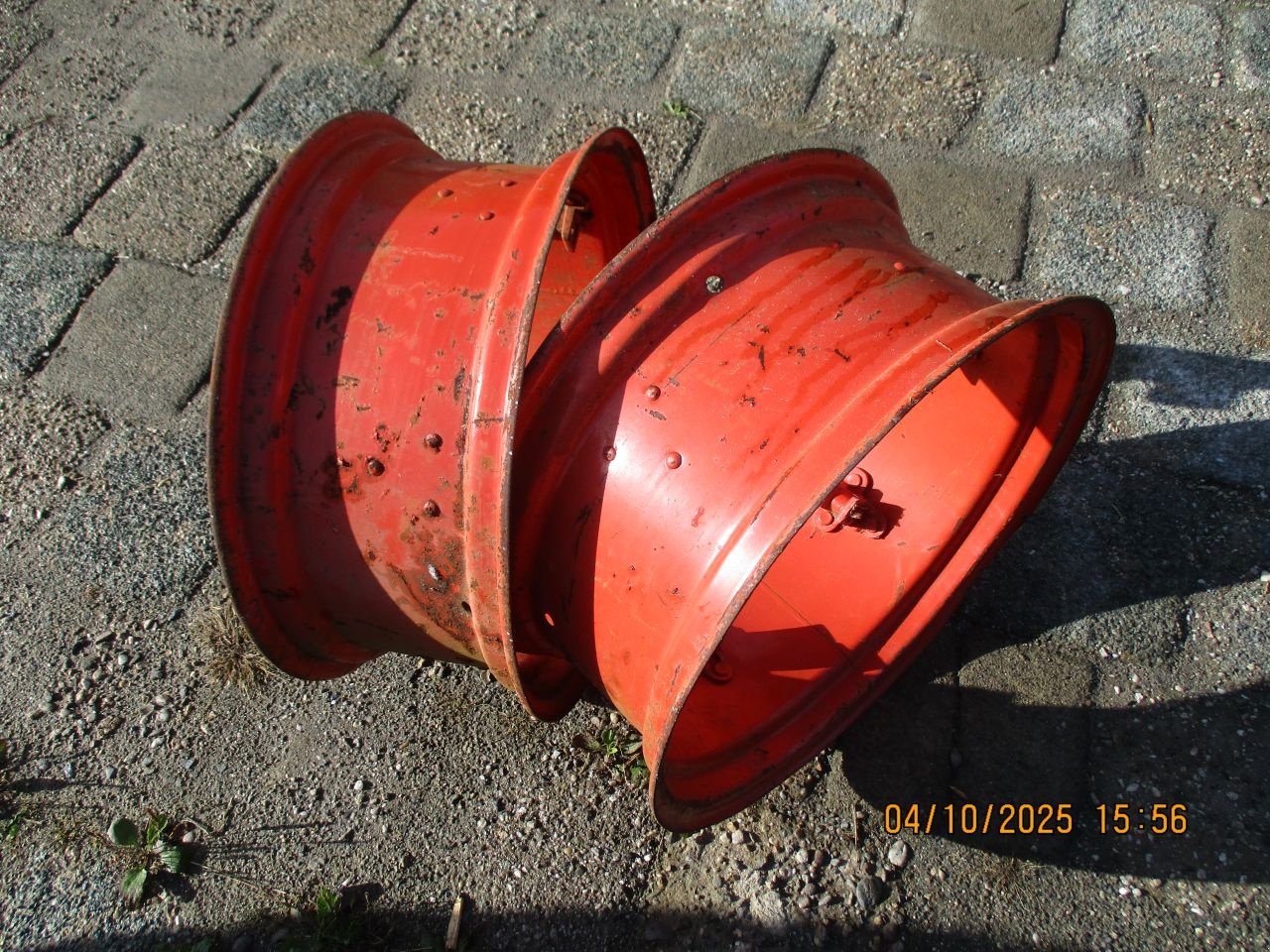 Sonstiges Traktorzubehör типа Sonstige deutz fendt case 24 inc velgen, Gebrauchtmaschine в Oirschot (Фотография 9)