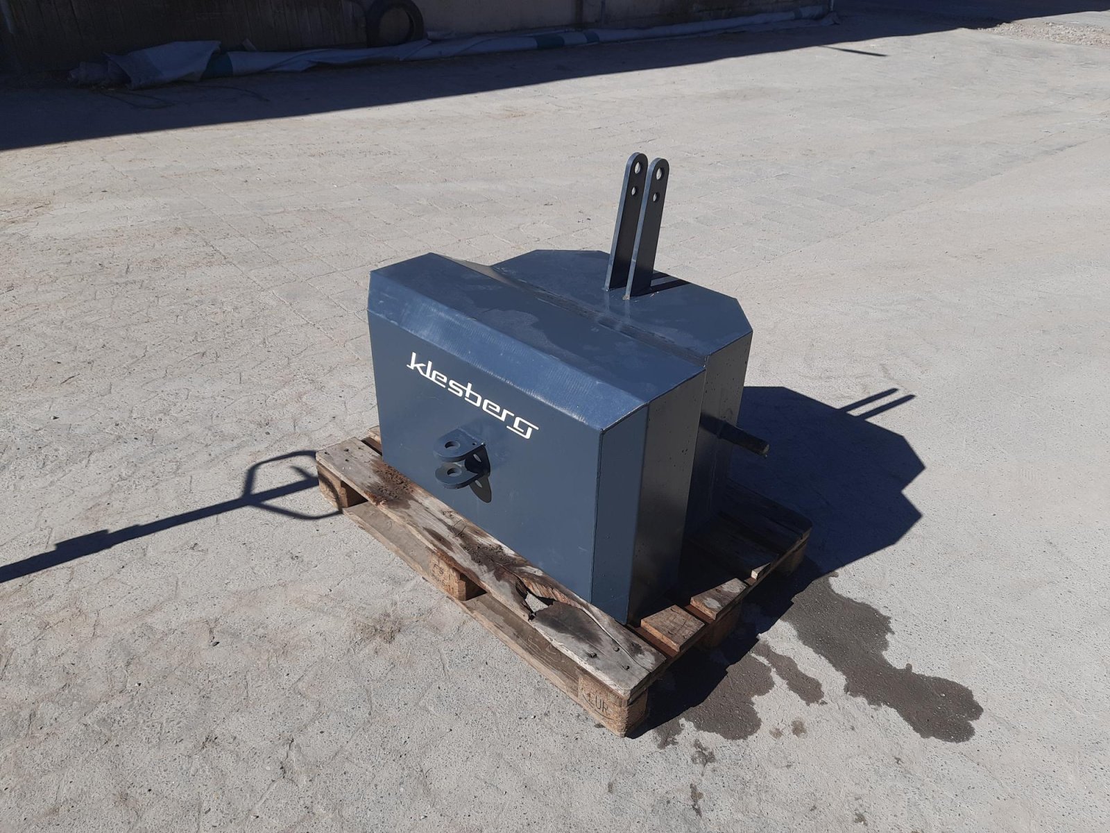 Sonstiges Traktorzubehör des Typs Sonstige Frontgewicht 800kg, Neumaschine in Kirchbrak (Bild 1)