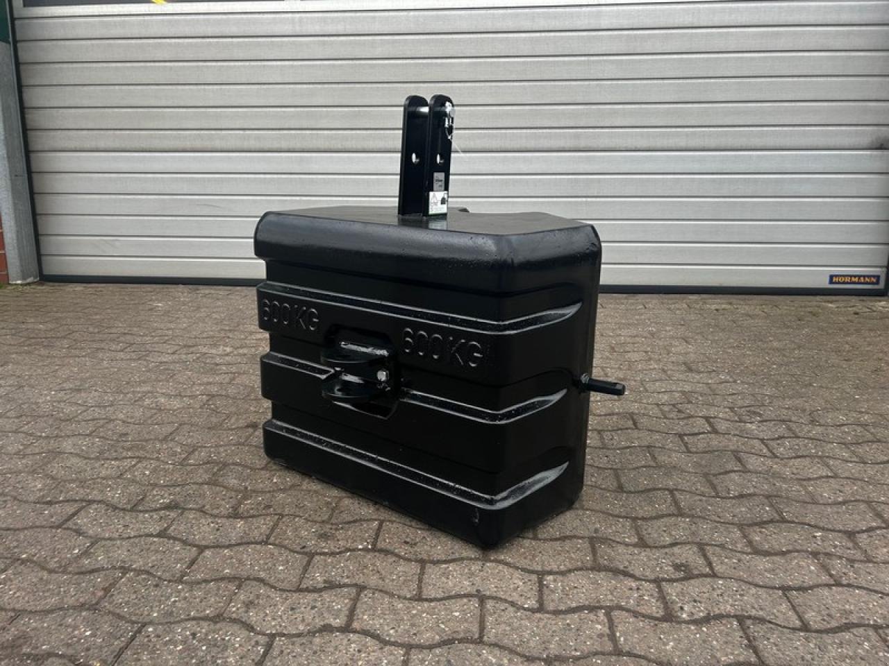 Sonstiges Traktorzubehör typu Sonstige GEWICHT 600KG TW-B, Neumaschine v Drebber (Obrázek 1)