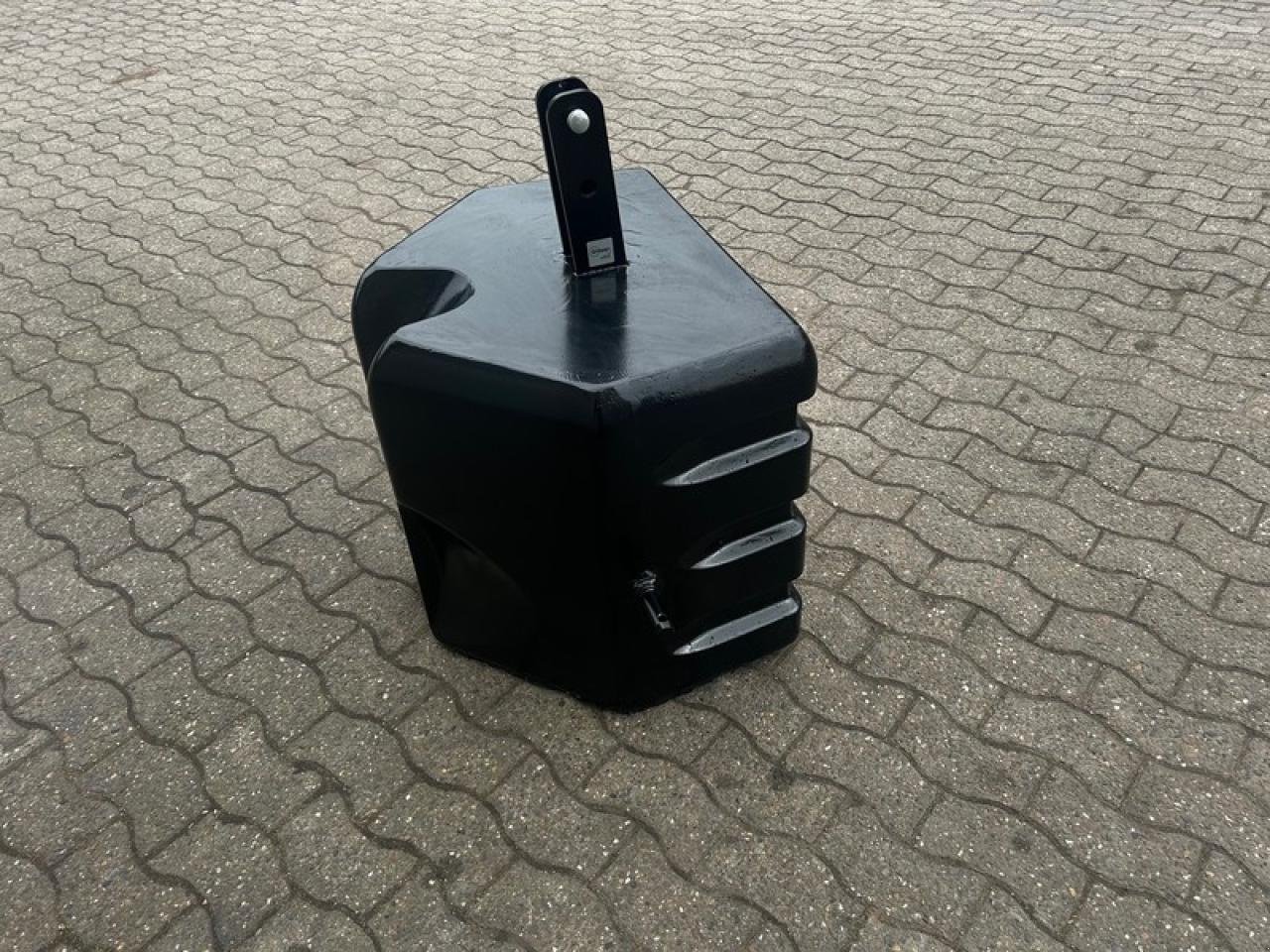 Sonstiges Traktorzubehör typu Sonstige GEWICHT 600KG TW-B, Neumaschine v Drebber (Obrázek 2)