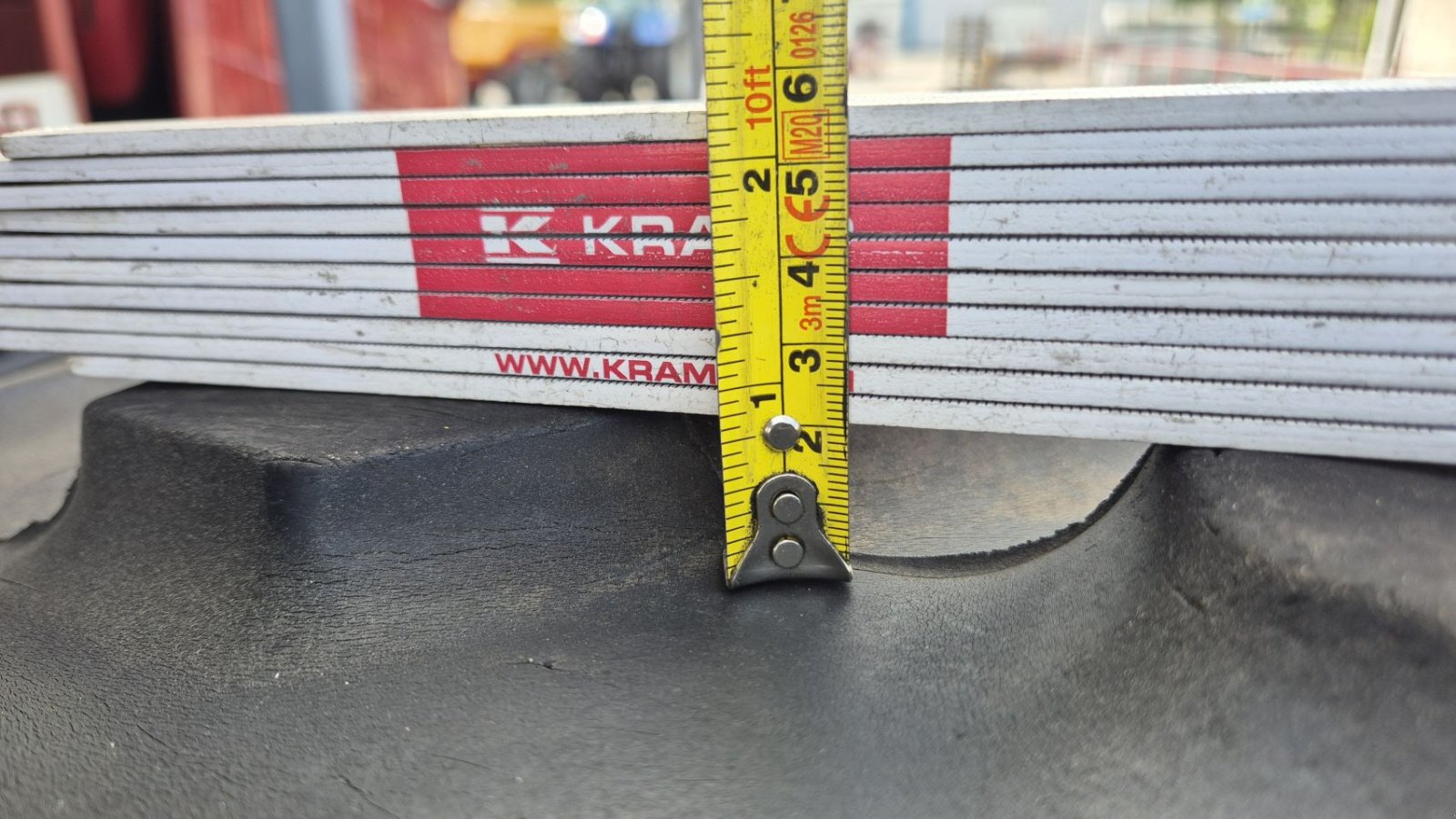 Sonstiges Traktorzubehör типа Sonstige Good Year 650/75R38 19mm op JOHN DEERE velgen, Gebrauchtmaschine в Schoonebeek (Фотография 5)