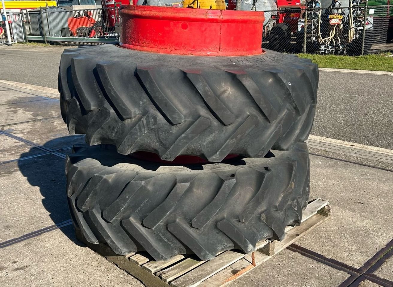 Sonstiges Traktorzubehör van het type Sonstige Goodyear/Fendt Dubbellucht/Montering, Gebrauchtmaschine in Joure (Foto 2)