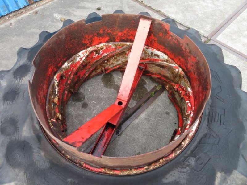 Sonstiges Traktorzubehör typu Sonstige Goodyear/Fendt Dubbelwiel 18.4R38 met spindel, Gebrauchtmaschine v Joure (Obrázek 5)
