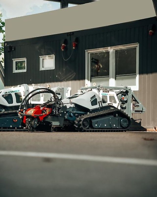 Sonstiges Traktorzubehör typu Sonstige Hymach 50C ILE Funkraupe Mulchraupe Geräteträger Mähraupe Raupe, Gebrauchtmaschine v Schmallenberg (Obrázek 2)