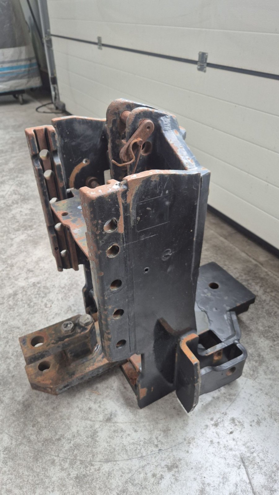 Sonstiges Traktorzubehör van het type Sonstige Massey Ferguson Claas Trekhaakslede trekhaakrail frame, Gebrauchtmaschine in Schoonebeek (Foto 3)