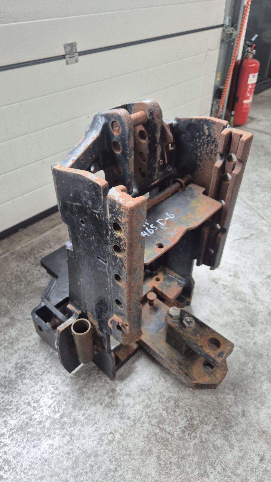 Sonstiges Traktorzubehör van het type Sonstige Massey Ferguson Claas Trekhaakslede trekhaakrail frame, Gebrauchtmaschine in Schoonebeek (Foto 2)