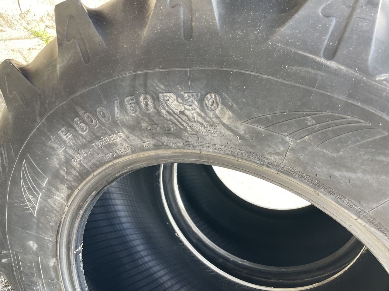 Sonstiges Traktorzubehör типа Sonstige Michelin VF banden 710/60R42 en 600/60R30, Gebrauchtmaschine в Deurningen (Фотография 2)