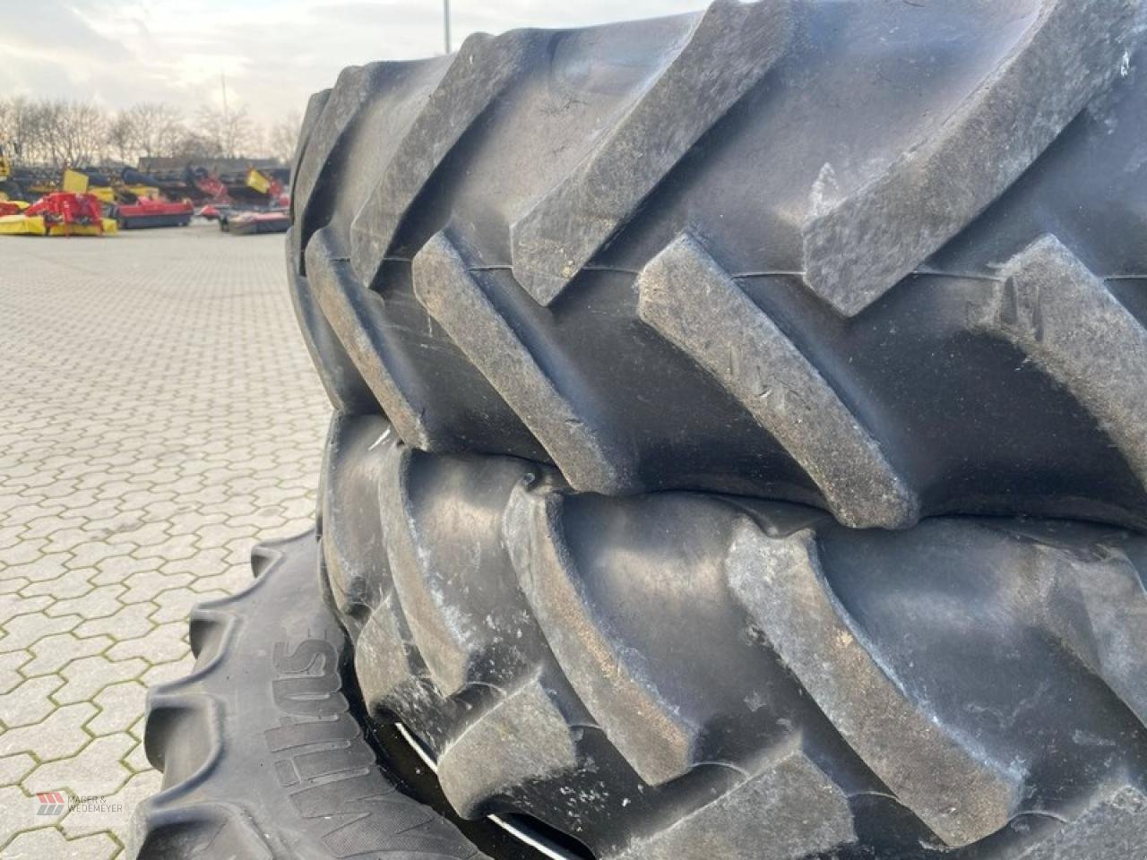 Sonstiges Traktorzubehör des Typs Sonstige MITAS PFLEGERÄDER ZUM CASE MAXXUM, Gebrauchtmaschine in Oyten (Bild 2)