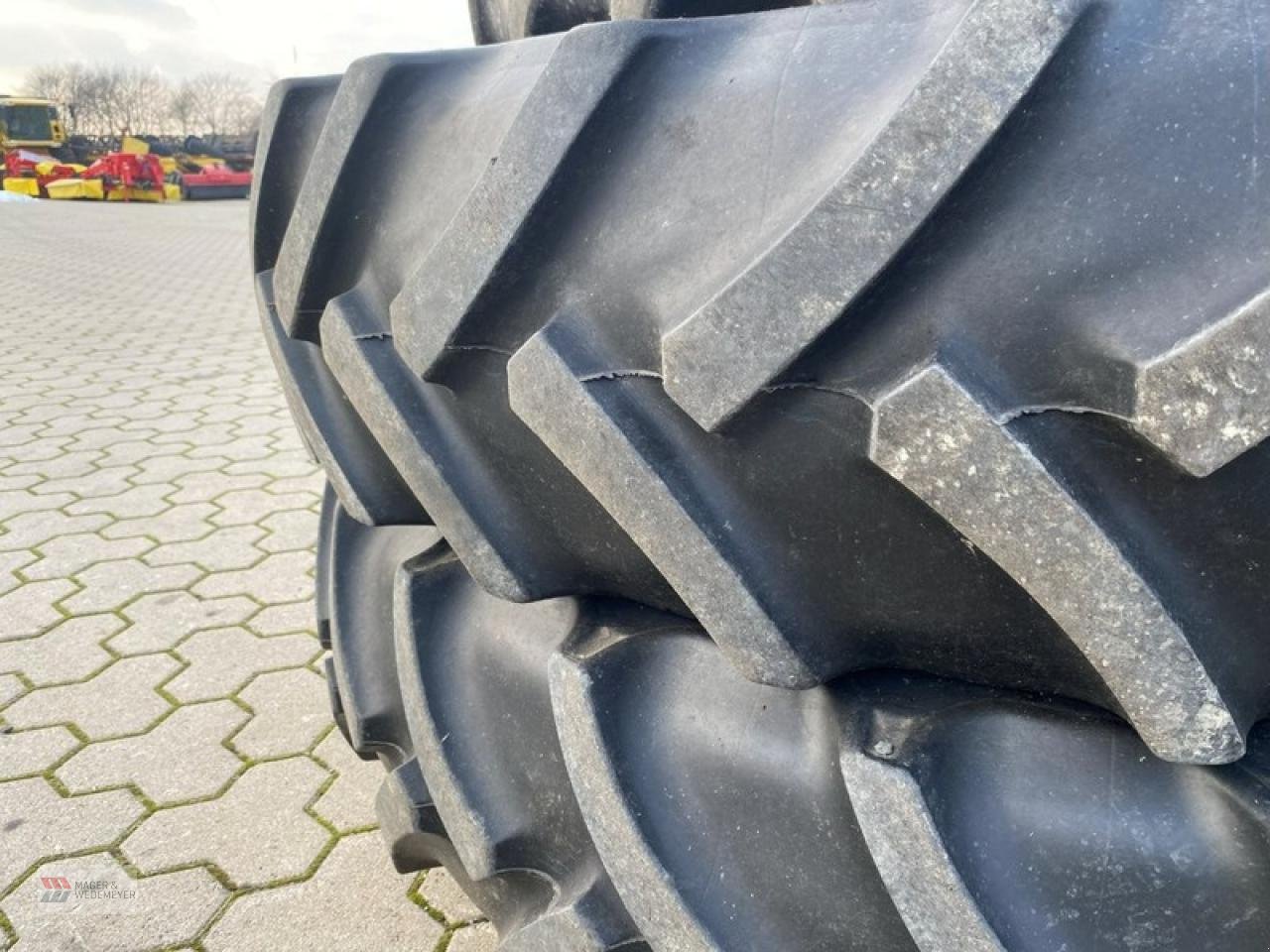 Sonstiges Traktorzubehör des Typs Sonstige MITAS PFLEGERÄDER ZUM CASE MAXXUM, Gebrauchtmaschine in Oyten (Bild 3)