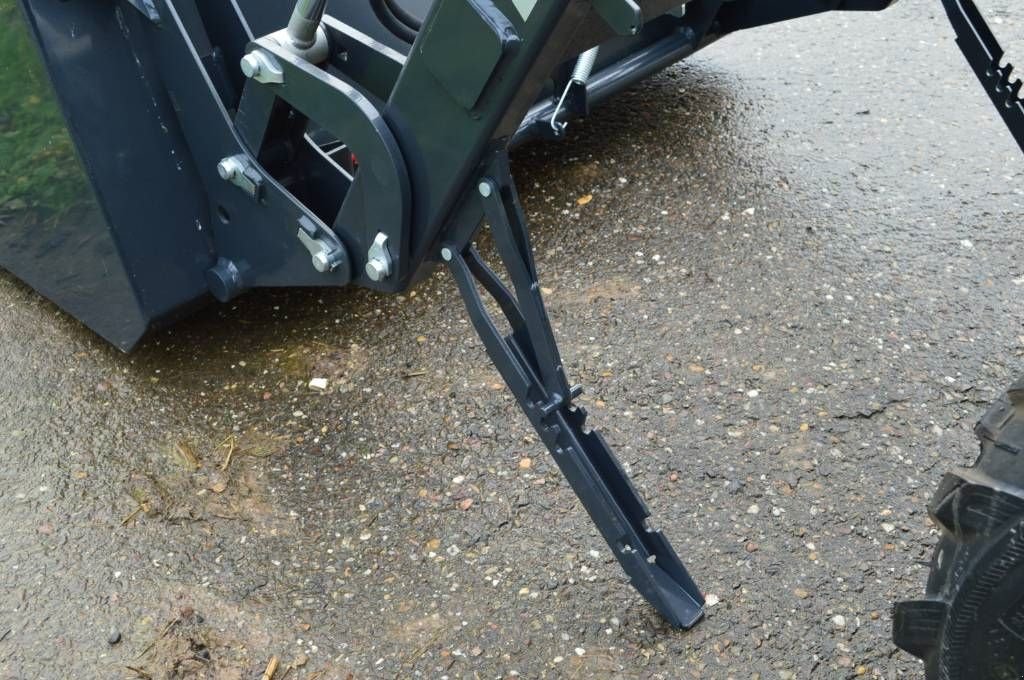 Sonstiges Traktorzubehör типа Sonstige Padagas FL200P voorlader voor compacttractoren, Neumaschine в Erichem (Фотография 8)