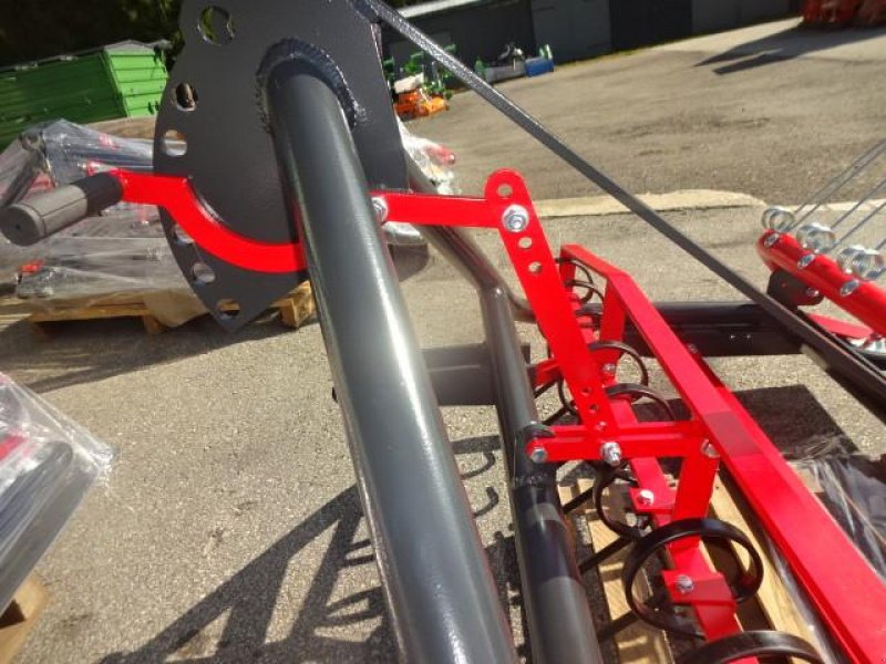 Sonstiges Traktorzubehör typu Sonstige R Modell mit Zinken und Planierschiene - Größen 1,6 Meter- 2 Meter- 2,4 Meter, Neumaschine v Neureichenau (Obrázek 9)