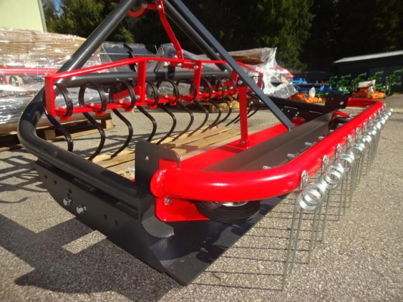 Sonstiges Traktorzubehör typu Sonstige R Modell mit Zinken und Planierschiene - Größen 1,6 Meter- 2 Meter- 2,4 Meter, Neumaschine v Neureichenau (Obrázek 12)