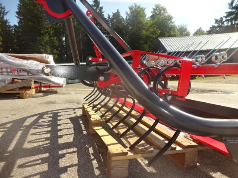 Sonstiges Traktorzubehör typu Sonstige R Modell mit Zinken und Planierschiene - Größen 1,6 Meter- 2 Meter- 2,4 Meter, Neumaschine v Neureichenau (Obrázek 8)
