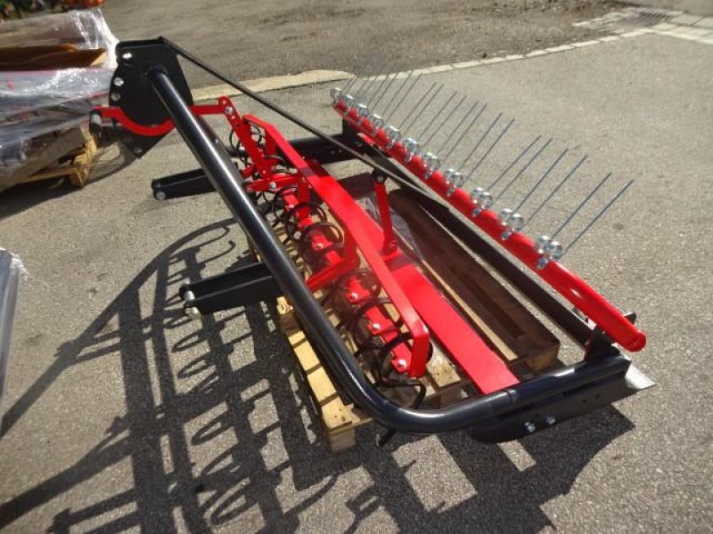 Sonstiges Traktorzubehör typu Sonstige R Modell mit Zinken und Planierschiene - Größen 1,6 Meter- 2 Meter- 2,4 Meter, Neumaschine v Neureichenau (Obrázek 7)