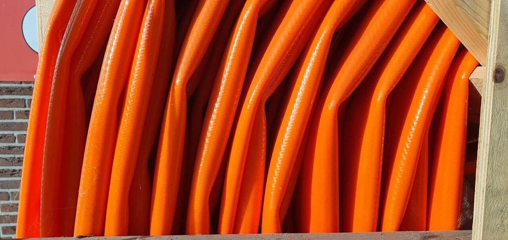 Sonstiges Traktorzubehör des Typs Sonstige SLEEPSLANG 300 meter 4,5&quot; - Nieuw, Neumaschine in Goudriaan (Bild 4)