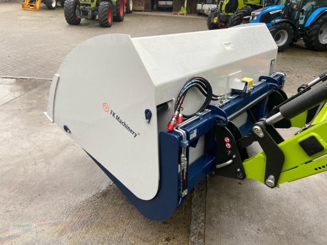 Sonstiges Traktorzubehör des Typs Sonstige Volumen-Hochkippschaufel mit Euroaufnahme, versch. Breiten, Neumaschine in Geiselhöring (Bild 3)