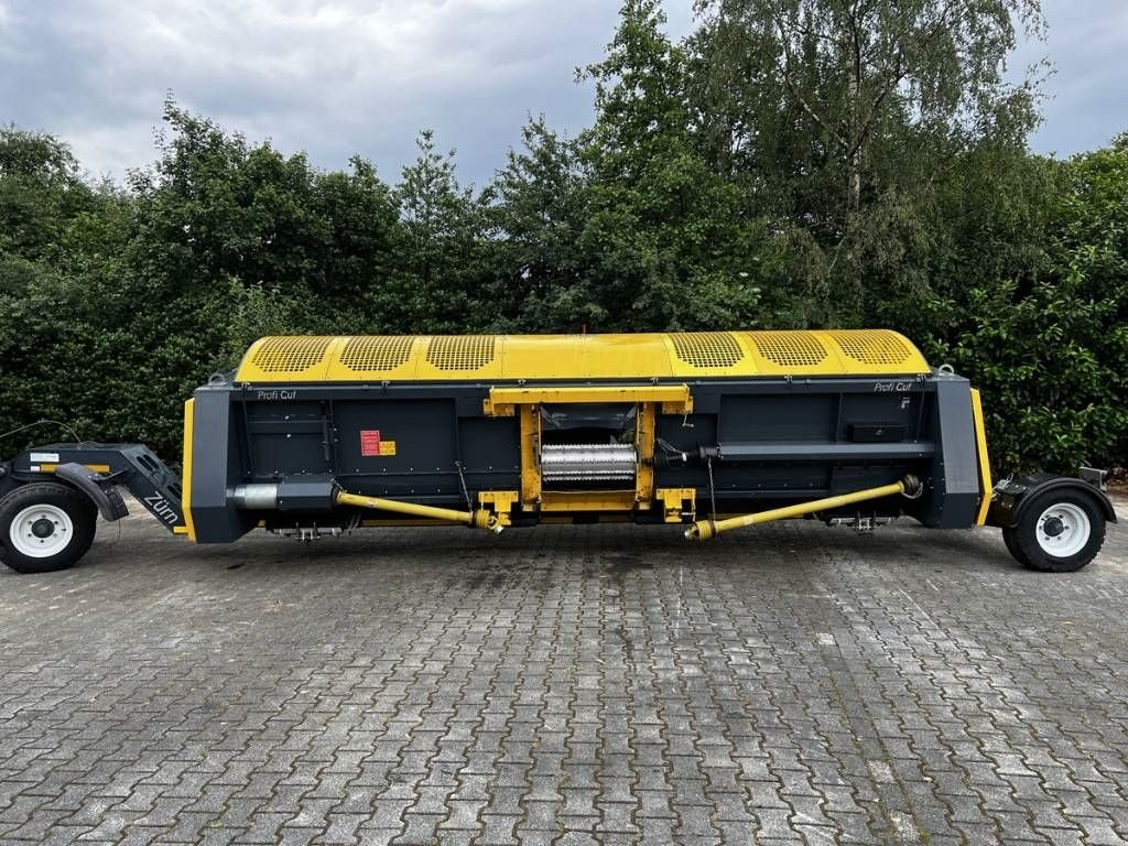 Sonstiges Traktorzubehör des Typs Sonstige Z&uuml;rn Proficut 620 maaibord, Gebrauchtmaschine in Luttenberg (Bild 2)