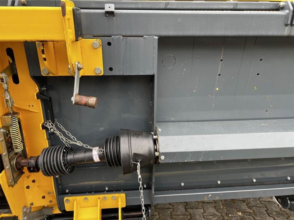 Sonstiges Traktorzubehör des Typs Sonstige Z&uuml;rn Proficut 620 maaibord, Gebrauchtmaschine in Luttenberg (Bild 9)