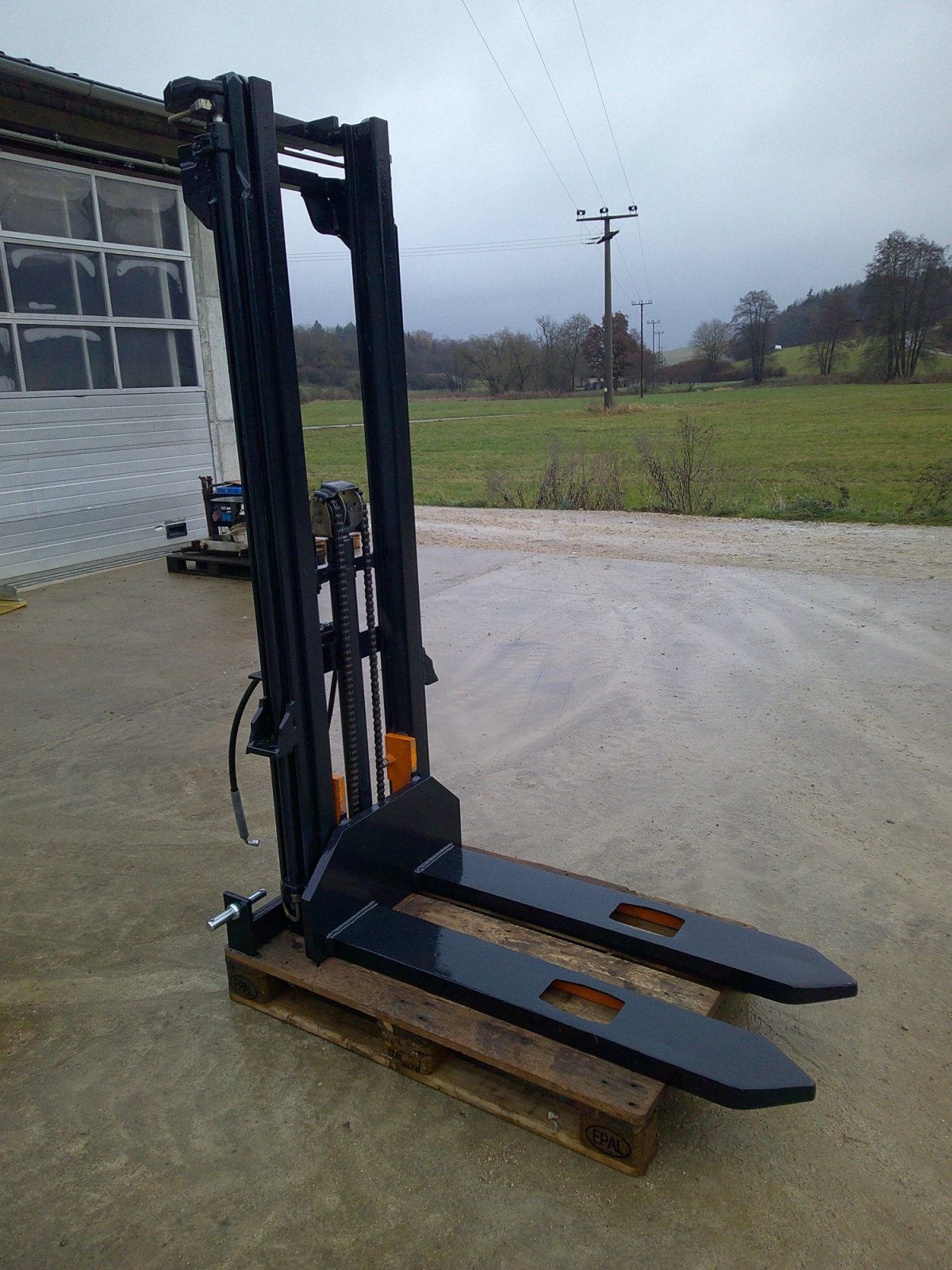 Sonstiges Traktorzubehör des Typs Still Freihubhubmast 1,65 m, Tragkraft 1.600 kg, aufbereitet und lackiert, Gebrauchtmaschine in Daiting (Bild 1)