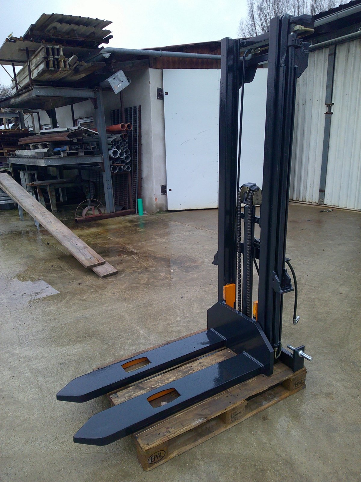 Sonstiges Traktorzubehör des Typs Still Freihubhubmast 1,65 m, Tragkraft 1.600 kg, aufbereitet und lackiert, Gebrauchtmaschine in Daiting (Bild 3)