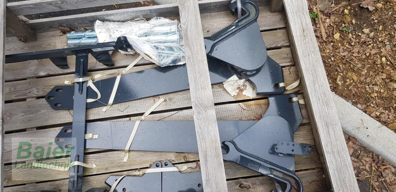 Sonstiges Traktorzubehör типа Stoll Frontlader-Konsolen, Neumaschine в OBERNDORF-HOCHMOESSINGEN (Фотография 1)