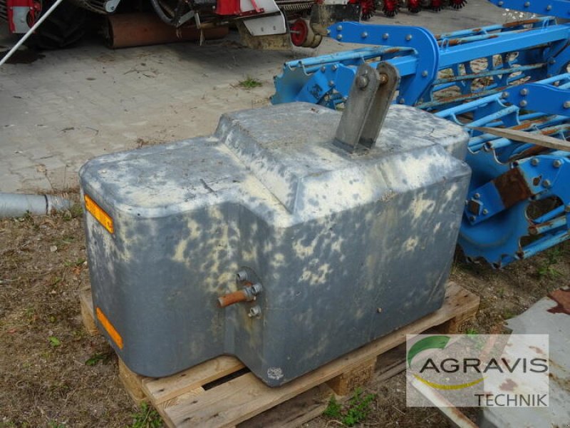 Sonstiges Traktorzubehör des Typs Suer SUER FRONTGEWICHT 1500KG, Gebrauchtmaschine in Uelzen (Bild 2)