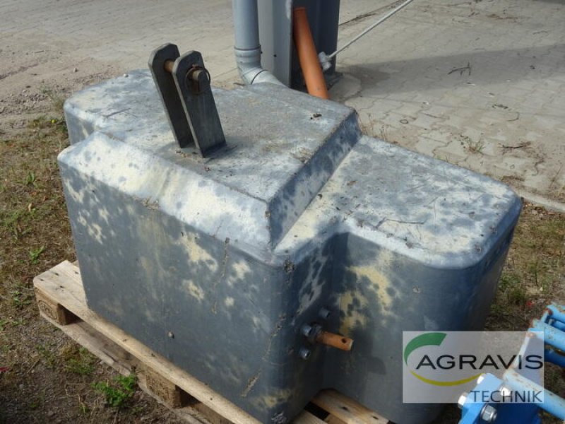 Sonstiges Traktorzubehör des Typs Suer SUER FRONTGEWICHT 1500KG, Gebrauchtmaschine in Uelzen (Bild 3)