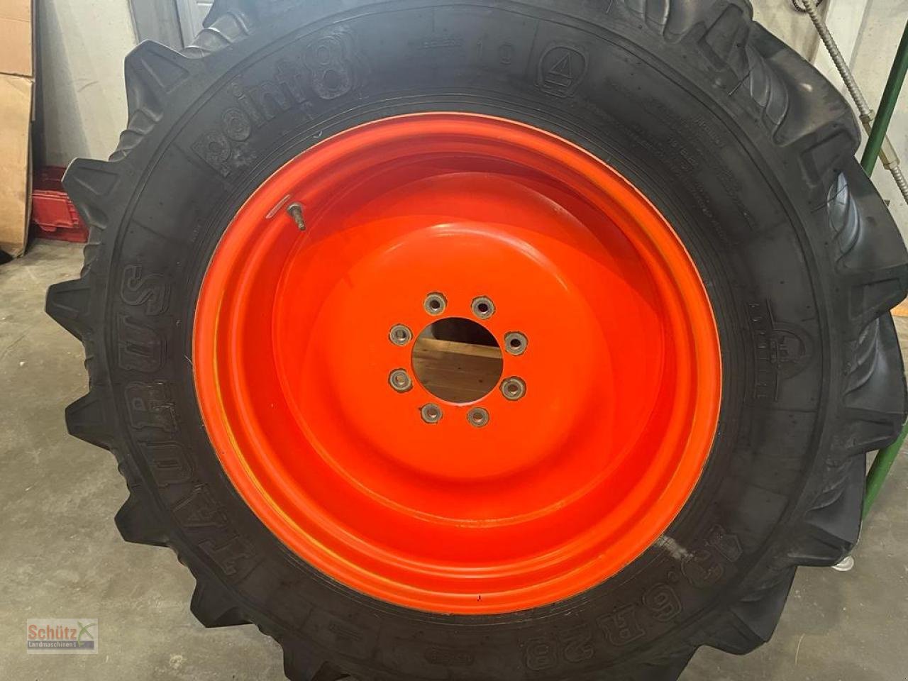 Sonstiges Traktorzubehör typu Taurus Pflegeräder 340/85 R48, 13.6 R28 (Ex Kubota), Gebrauchtmaschine v Schierling (Obrázek 18)