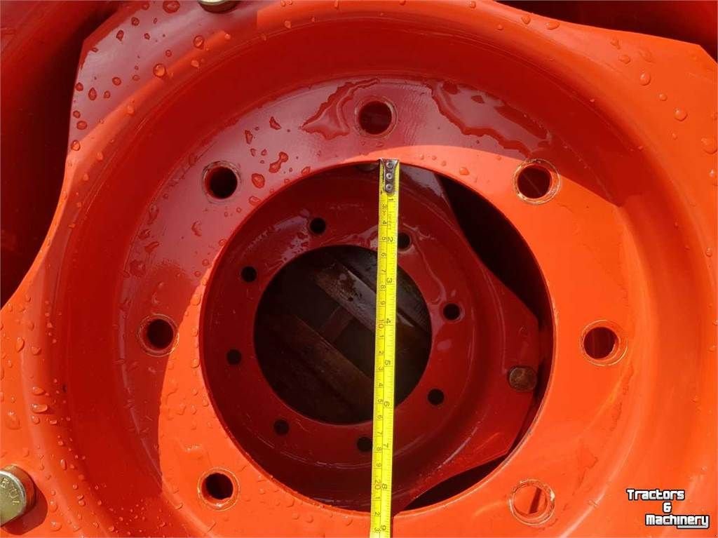 Sonstiges Traktorzubehör van het type Trelleborg 320/85xR20 wiel compleet 3208520, Gebrauchtmaschine in Zevenaar (Foto 4)