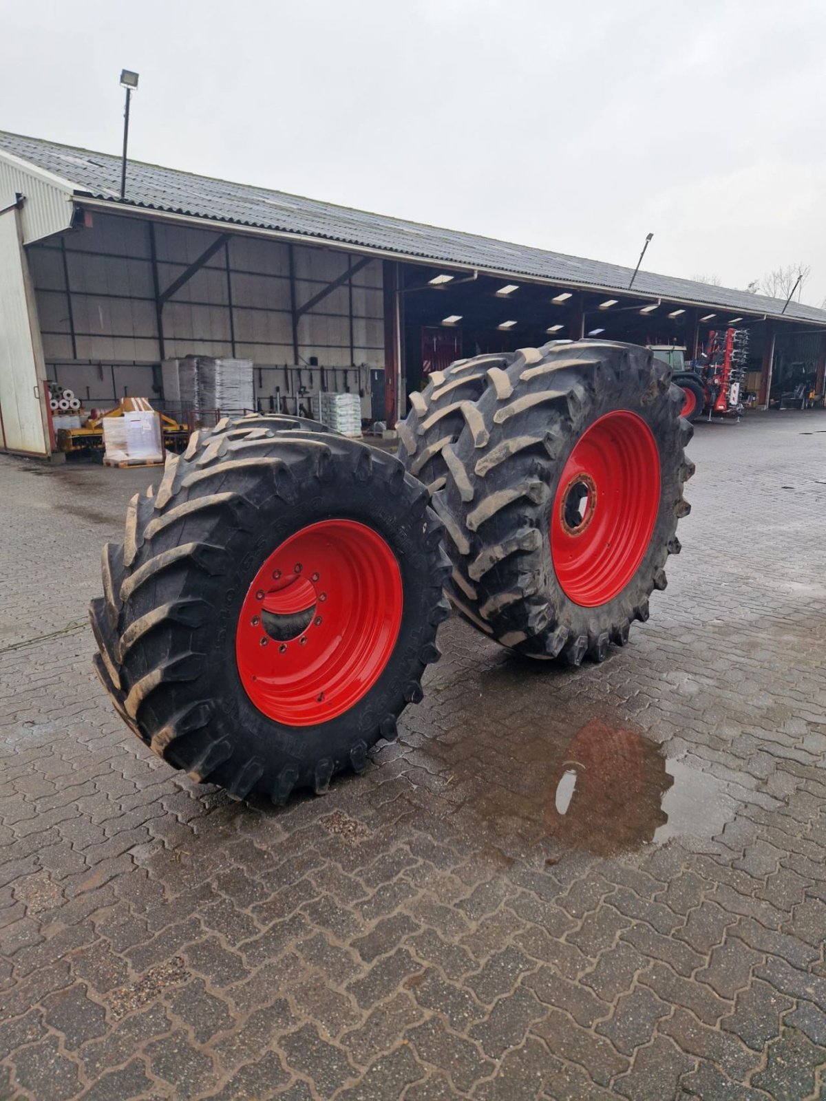Sonstiges Traktorzubehör van het type Trelleborg 540/65R30 580/70R42, Gebrauchtmaschine in Kamperveen (Foto 4)