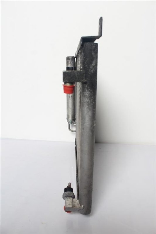 Sonstiges Traktorzubehör типа Valmet A 93 Kondensor / Condenser, Gebrauchtmaschine в Viborg (Фотография 3)