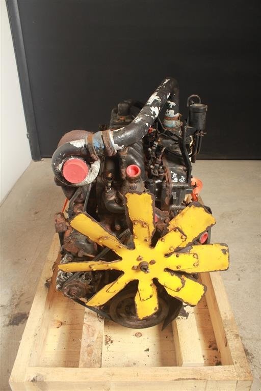 Sonstiges Traktorzubehör типа Valtra 900 Motor / Engine, Gebrauchtmaschine в Viborg (Фотография 4)