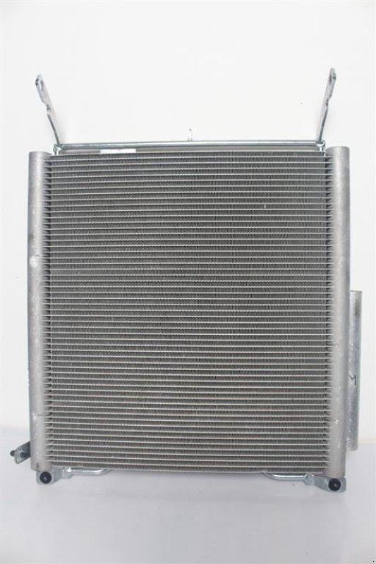 Sonstiges Traktorzubehör типа Valtra T 234 DK  Kondensor / Condenser, Gebrauchtmaschine в Viborg (Фотография 4)