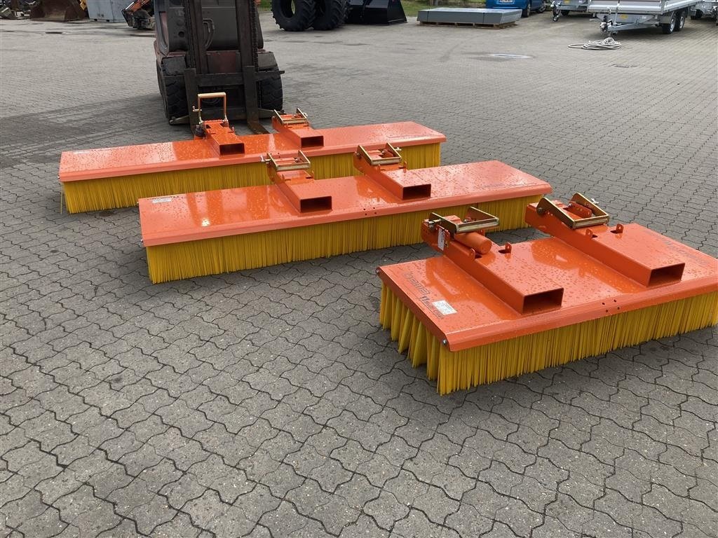 Sonstiges Zubehör tipa Bema 1500-2500-3000 Passer til pallegaffelmontering, Gebrauchtmaschine u Roslev (Slika 21)