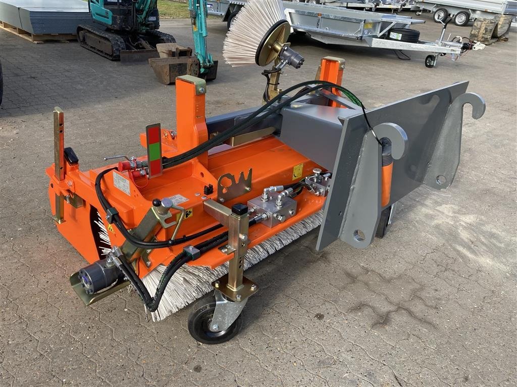 Sonstiges Zubehör des Typs Bema 20-1550 Monteret med opsamlerkasse og sidekost, Gebrauchtmaschine in Roslev (Bild 2)