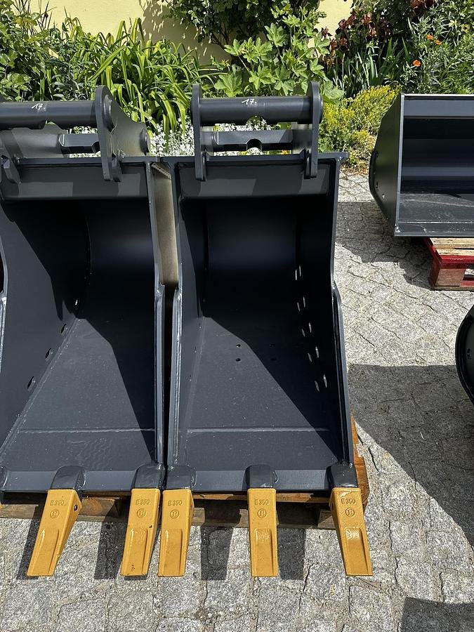 Sonstiges Zubehör typu Big Dutchman Tieflöffel 40cm mit MS03 Symblock Aufnahme, Neumaschine v Göpfritz an der Wild (Obrázek 1)