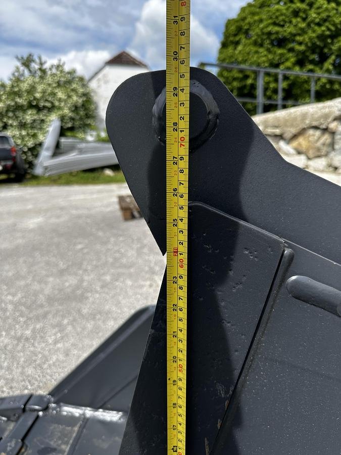 Sonstiges Zubehör des Typs Big Dutchman Tieflöffel 50cm mit OQ45 Aufnahme, Neumaschine in Göpfritz an der Wild (Bild 5)