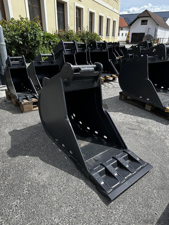 Sonstiges Zubehör des Typs Big Dutchman Tieflöffel 50cm mit OQ45 Aufnahme, Neumaschine in Göpfritz an der Wild (Bild 2)