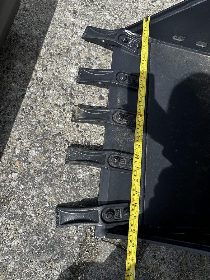 Sonstiges Zubehör tip Big Dutchman Tieflöffel 60cm mit MS01 Symblock Aufnahme, Neumaschine in Göpfritz an der Wild (Poză 2)