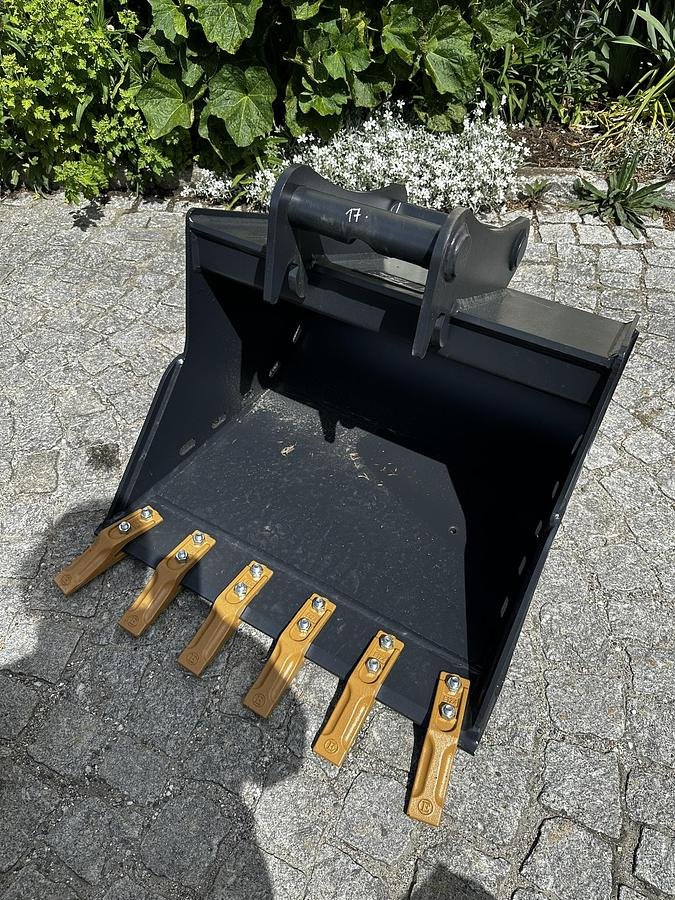 Sonstiges Zubehör typu Big Dutchman Tieflöffel 70cm mit MS03 Symblock Aufnahme, Neumaschine v Göpfritz an der Wild (Obrázek 1)