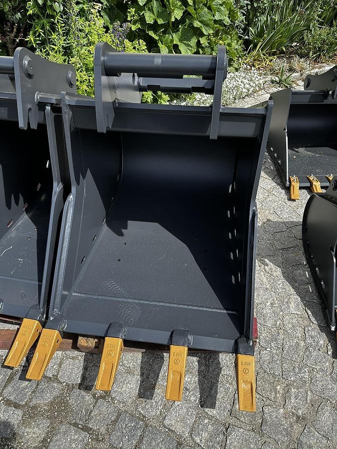 Sonstiges Zubehör typu Big Dutchman Tieflöffel 70cm mit MS08 Symblock Aufnahme, Neumaschine v Göpfritz an der Wild (Obrázek 1)