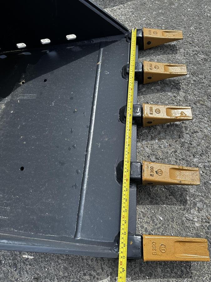 Sonstiges Zubehör typu Big Dutchman Tieflöffel 80cm mit MS03 Symblock Aufnahme, Neumaschine v Göpfritz an der Wild (Obrázek 3)