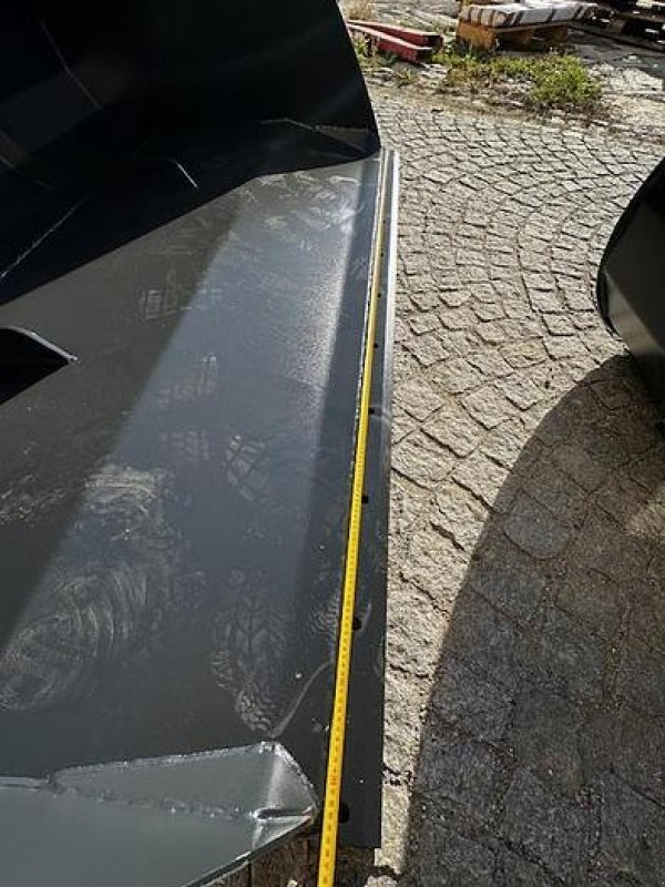 Sonstiges Zubehör des Typs Big Dutchman Volumenschaufel 200 cm mit Kramer Aufnahme, Neumaschine in Göpfritz an der Wild (Bild 3)