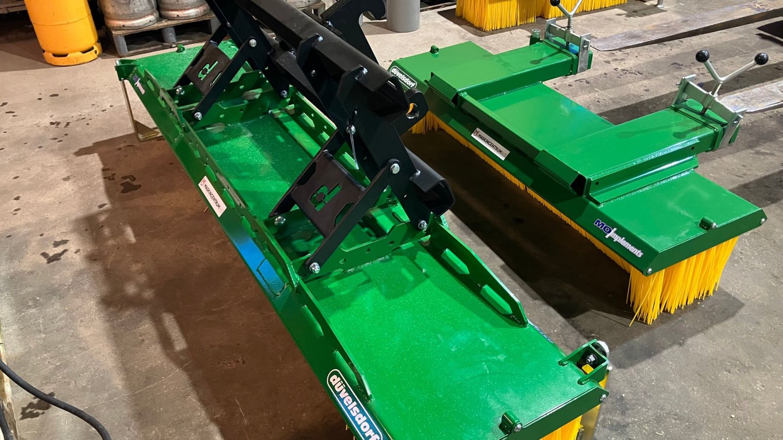 Sonstiges Zubehör типа Düvelsdorf Kost til pallegafler, 225 cm Beslag til Giant, Gebrauchtmaschine в Grindsted (Фотография 2)