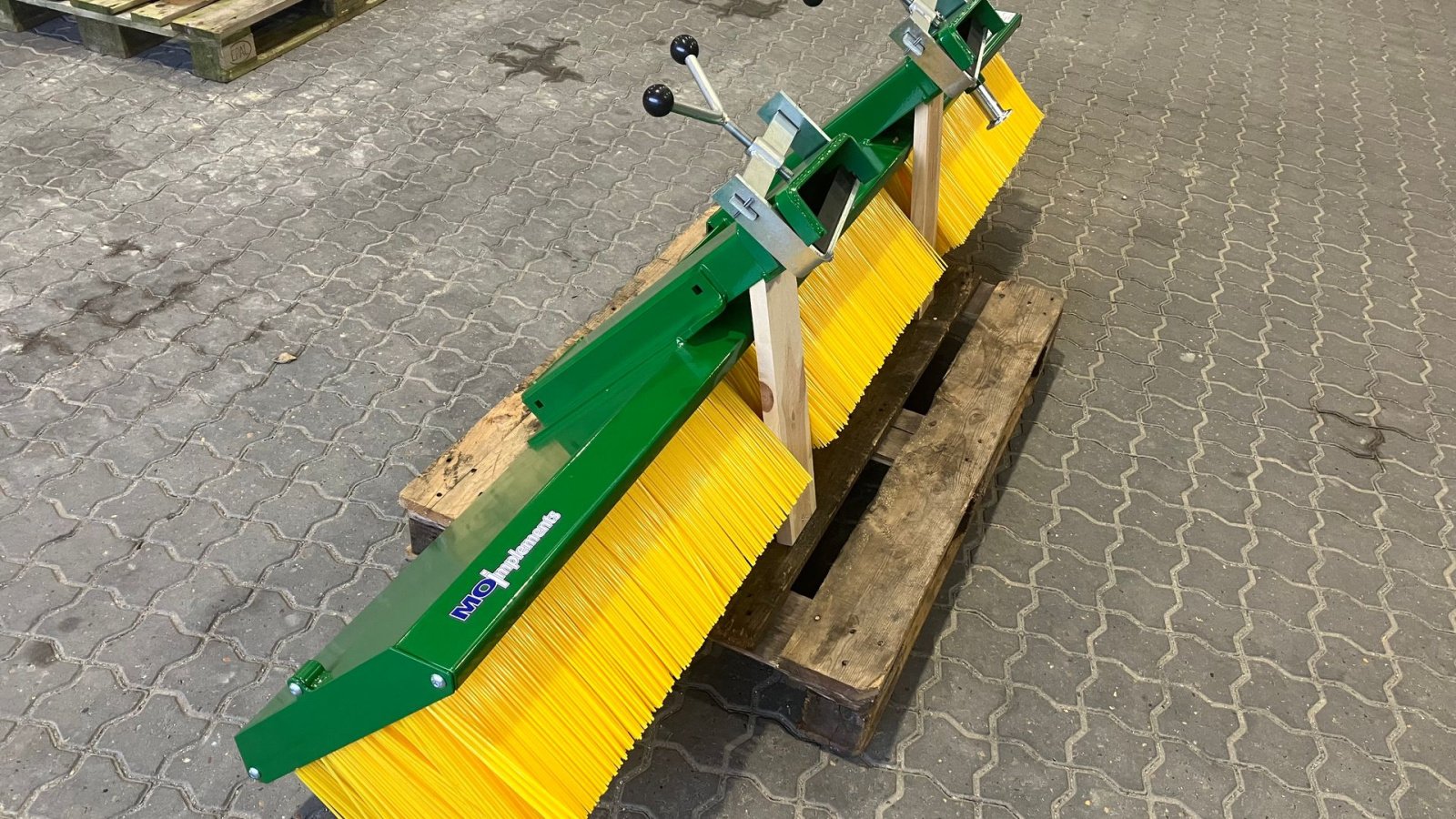 Sonstiges Zubehör typu Düvelsdorf Kost til pallegafler, 225 cm, Gebrauchtmaschine v Spøttrup (Obrázek 1)