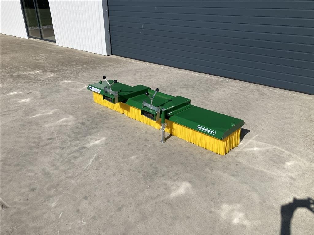 Sonstiges Zubehör des Typs Düvelsdorf Kost til pallegafler, 225 cm, Gebrauchtmaschine in Thorsø (Bild 1)