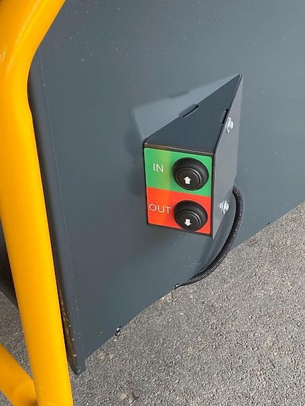 Sonstiges Zubehör del tipo Sonstige Holzschredder Holzhäcksler Holzhacker Buschholzhacker Häcksler, Gebrauchtmaschine In Schmallenberg (Immagine 7)