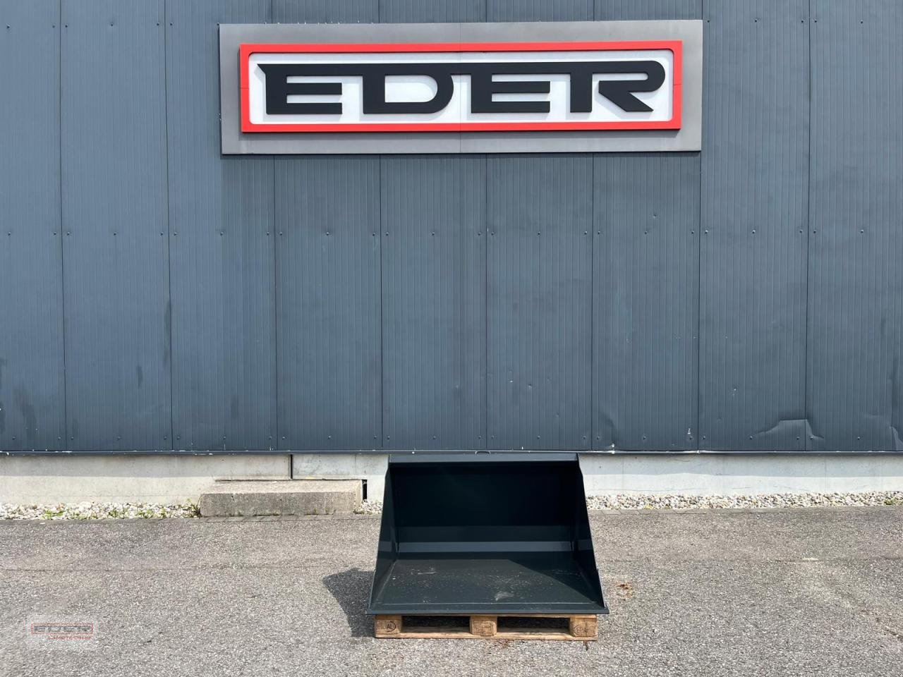 Sonstiges Zubehör des Typs Stoll Universalschaufel Robust U1,30/1,70/2,05/2,20/2,40, Neumaschine in Tuntenhausen (Bild 1)